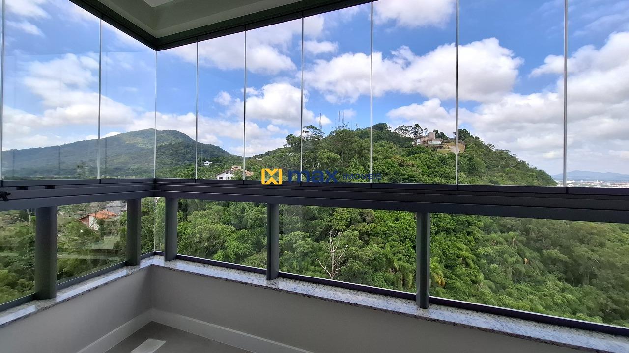 Apartamento à venda no Centro: Sacada com churrasqueira