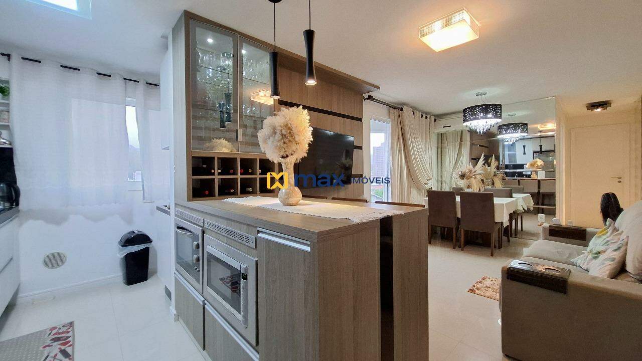 Apartamento à venda no Fazenda: Cozinha