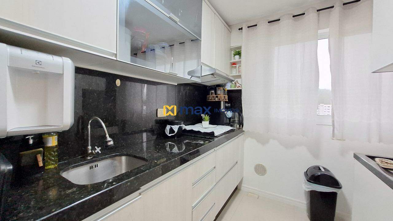 Apartamento à venda no Fazenda: Cozinha