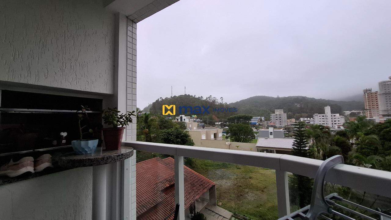 Apartamento à venda no Fazenda: Sacada com churrasqueira