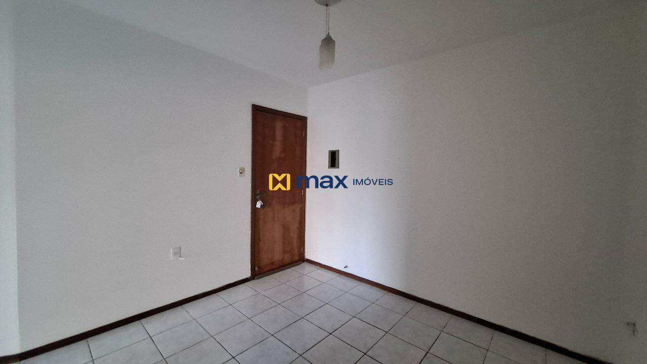 Apartamento para aluguel no Centro: Sala de Estar
