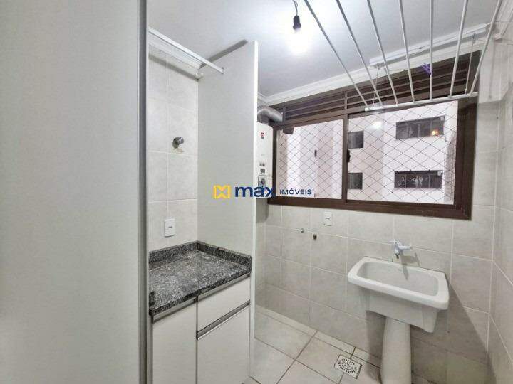 Apartamento para aluguel no Centro: Lavanderia