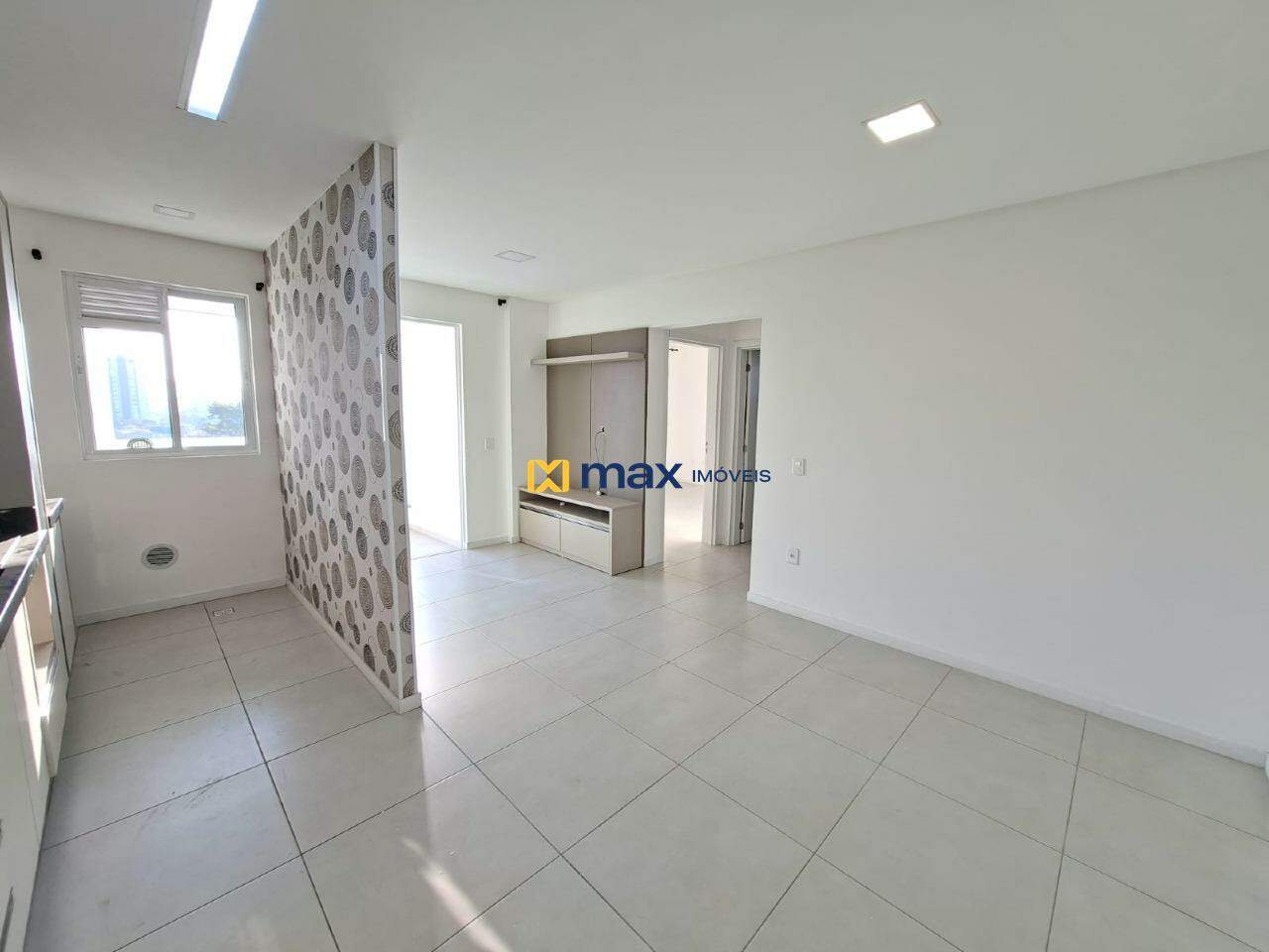 Apartamento para aluguel no Cordeiros: 