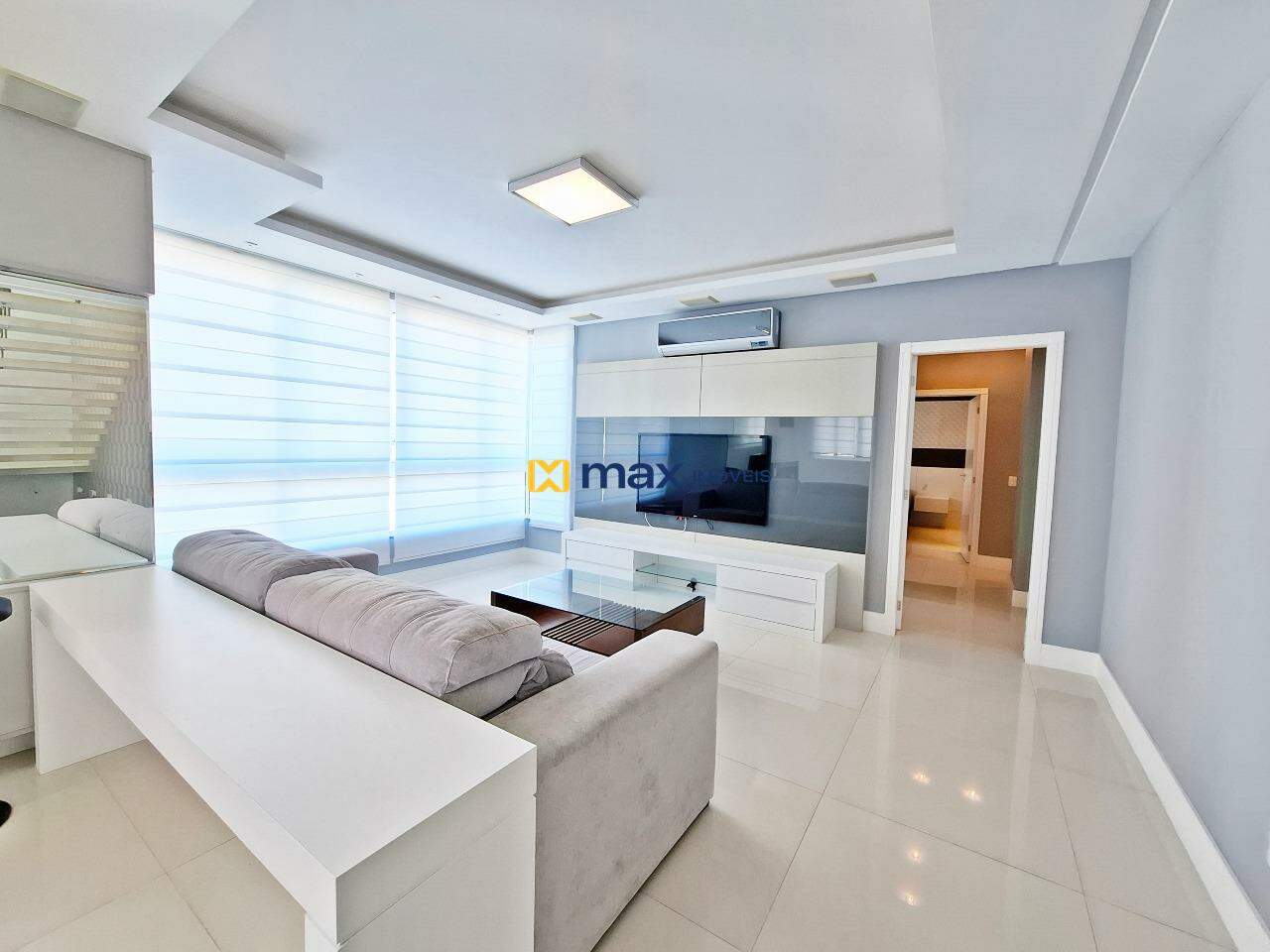 Apartamento para aluguel no Pioneiros: Sala de estar
