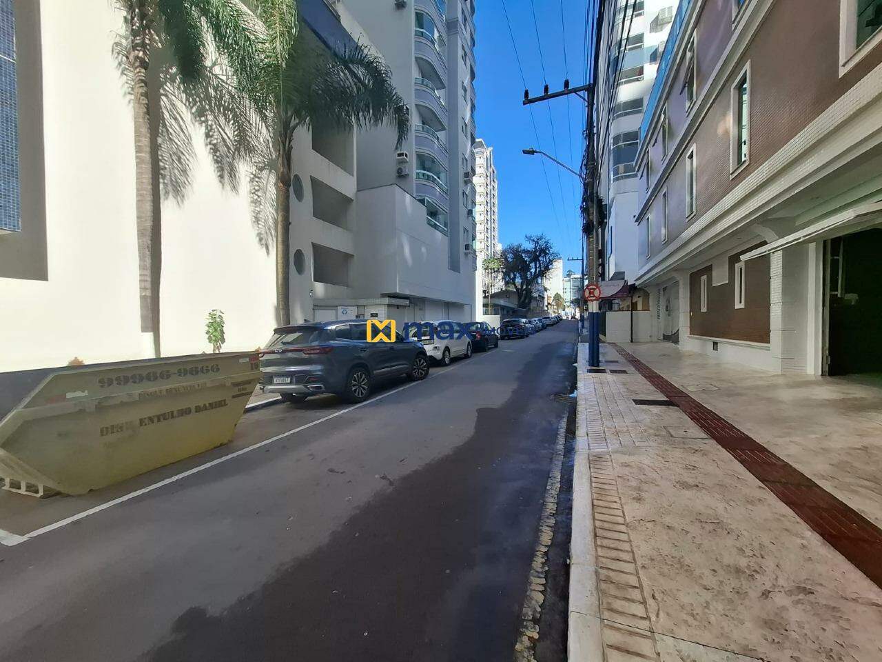 Apartamento para aluguel no Pioneiros: Rua