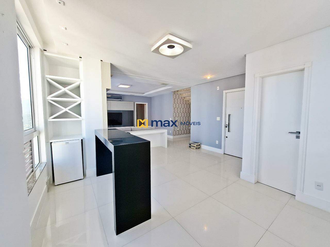 Apartamento para aluguel no Pioneiros: Sala de estar