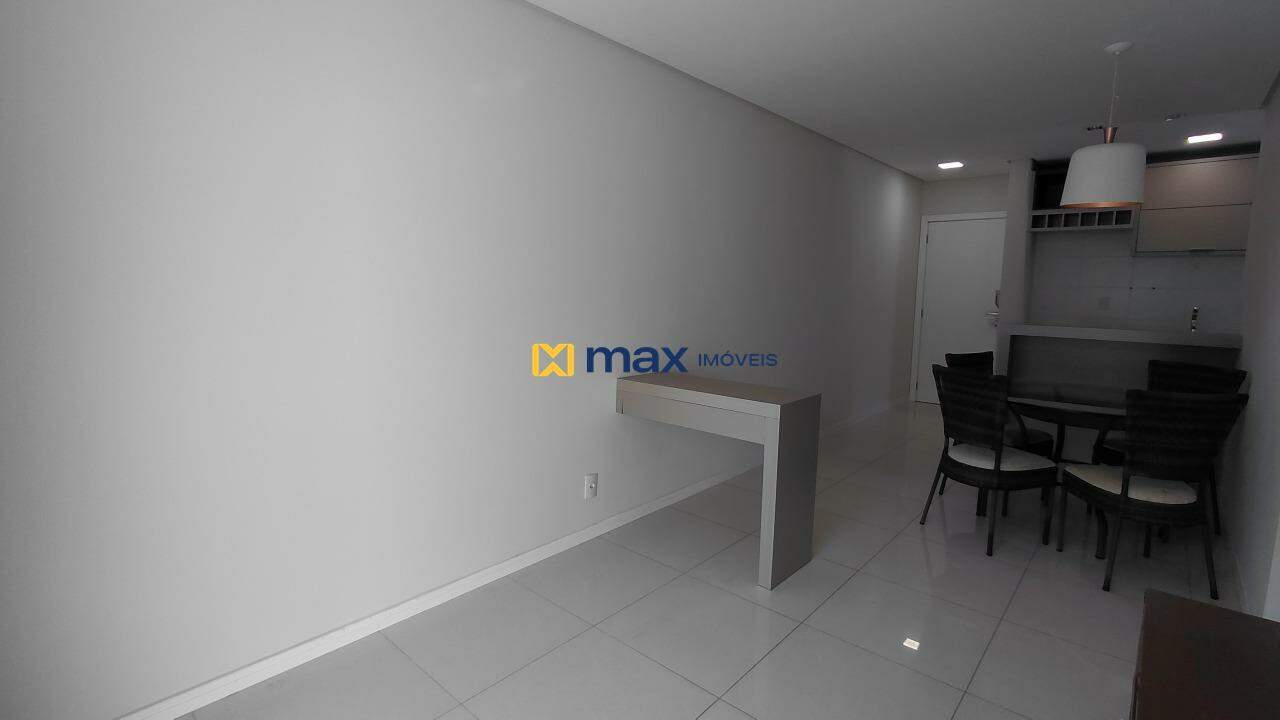 Apartamento para aluguel no Carvalho: Sala de Estar e Jantar