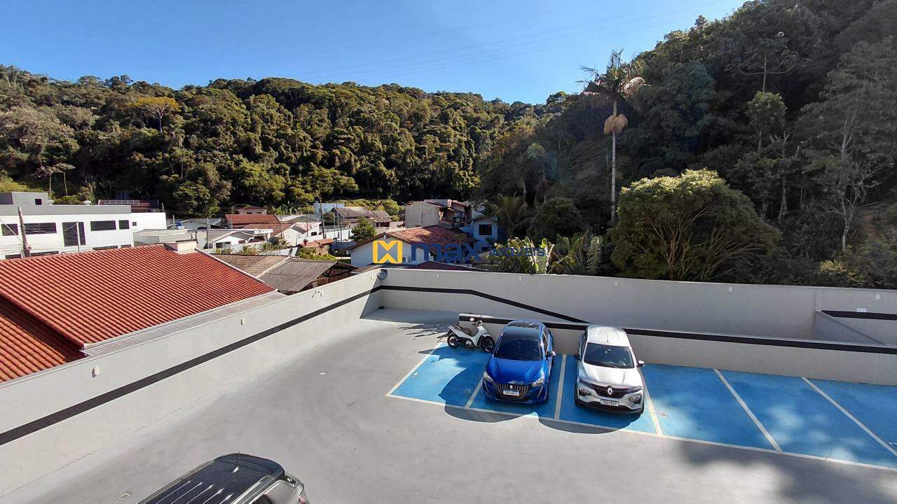 Apartamento para aluguel no Carvalho: Vista Sacada