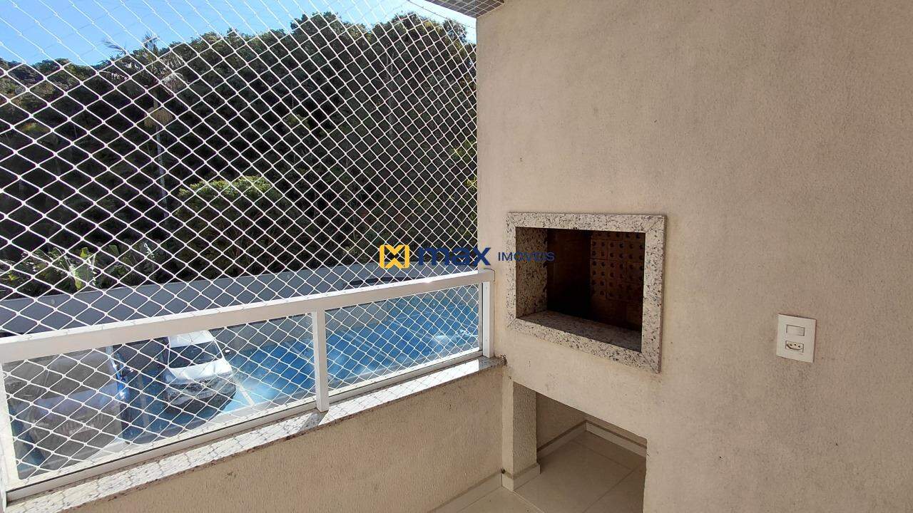 Apartamento para aluguel no Carvalho: Sacada