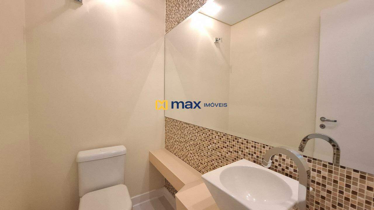 Apartamento à venda no Centro: Lavabo