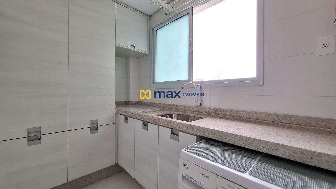 Apartamento à venda no Centro: Lavanderia