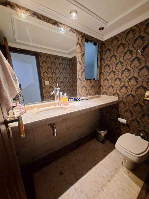 Casa para aluguel no Centro: lavabo