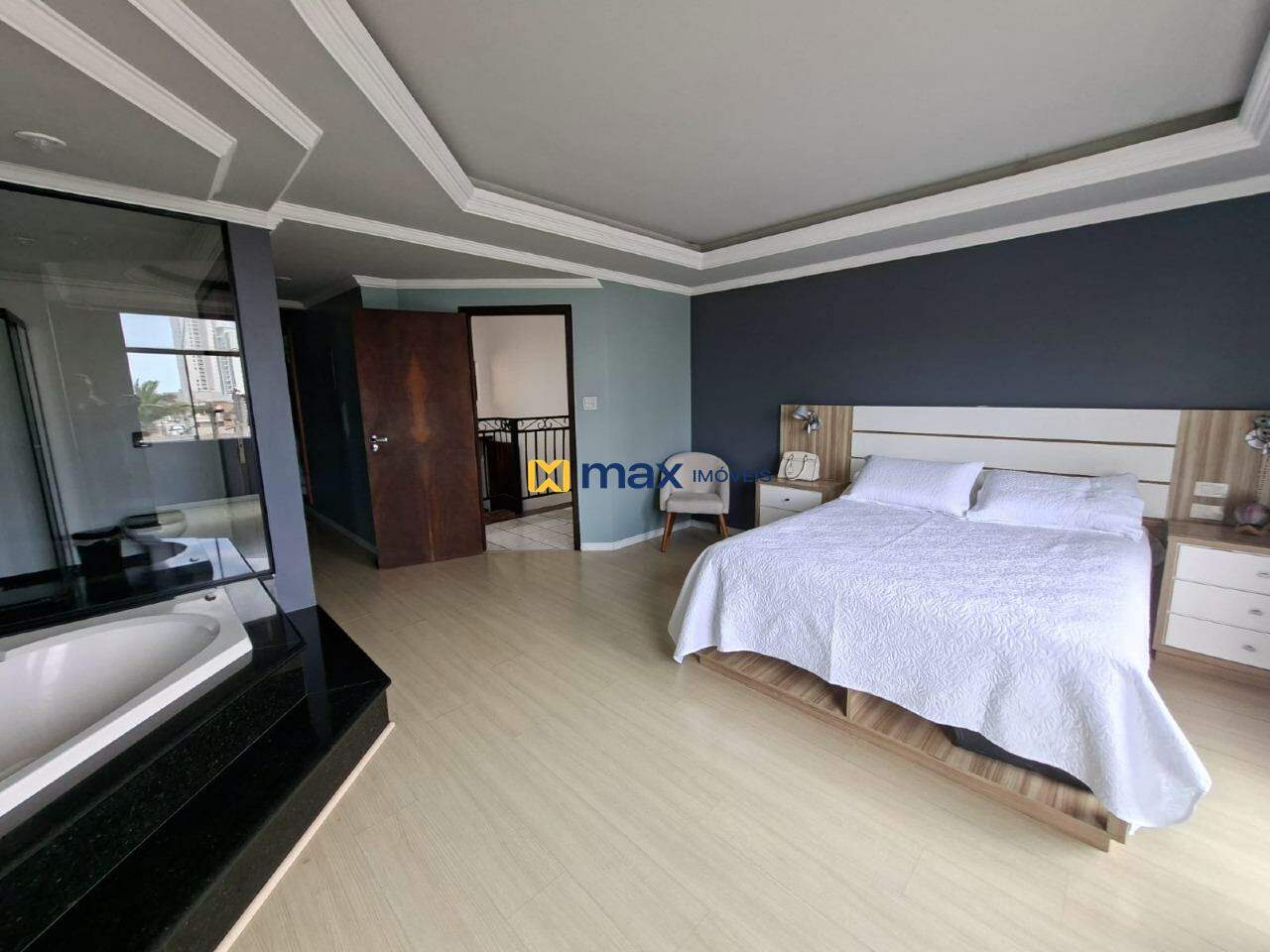 Casa para aluguel no Centro: suíte