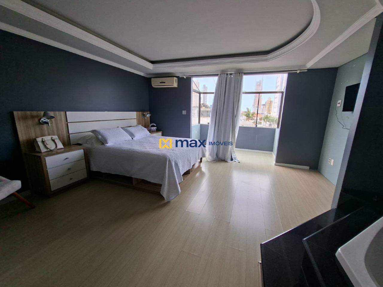 Casa para aluguel no Centro: suíte