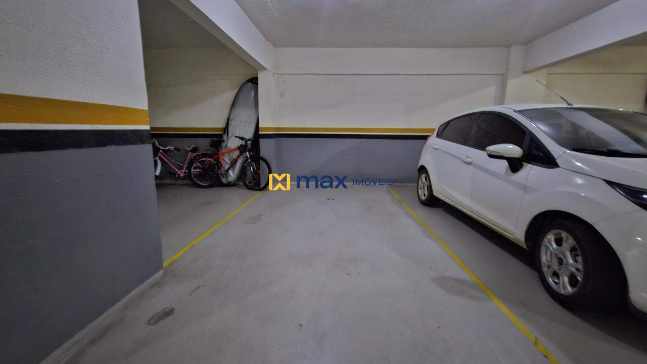 Apartamento à venda no Fazenda: Vaga