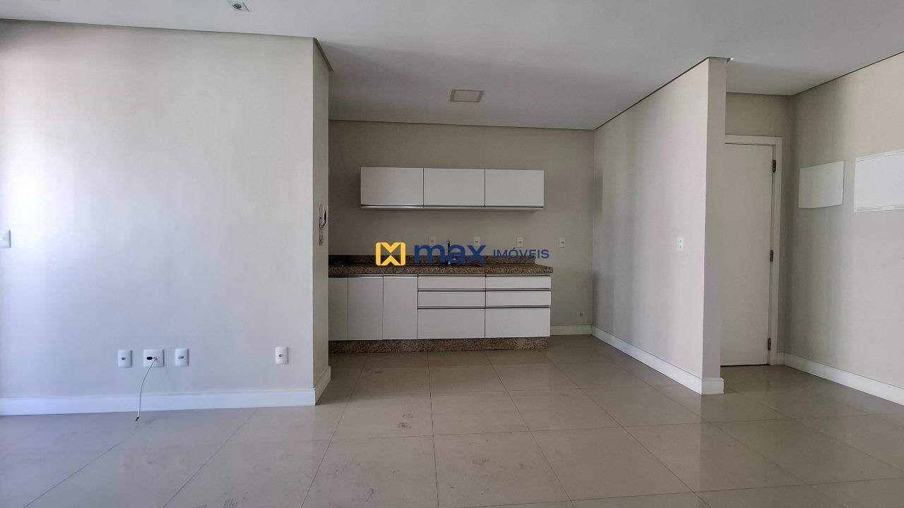 Apartamento à venda no Fazenda: Living integrado