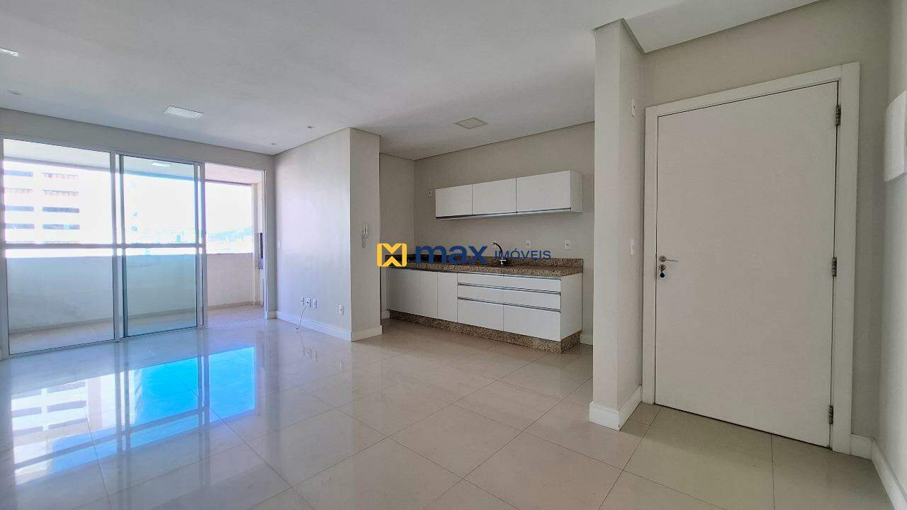 Apartamento à venda no Fazenda: Living integrado