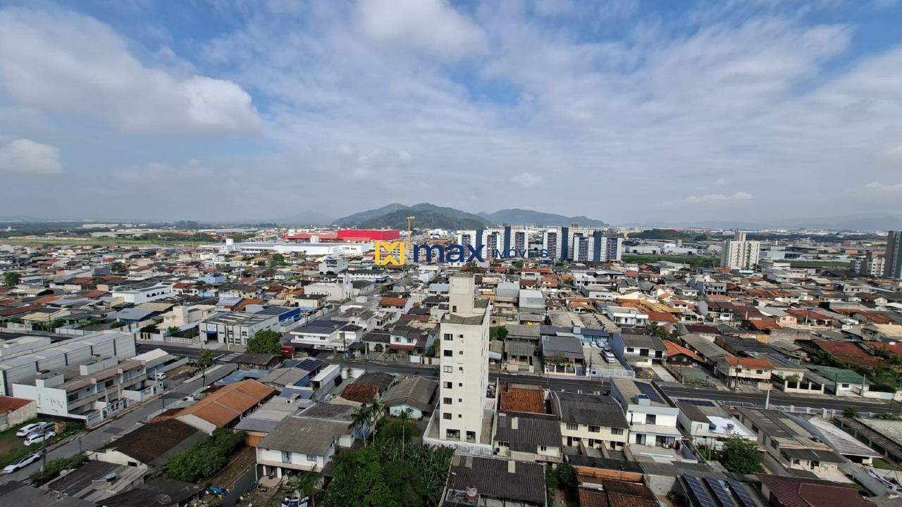 Apartamento para aluguel no Cordeiros: Vista da Sacada