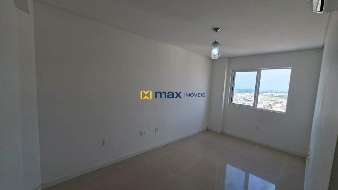Apartamento para aluguel no Cordeiros: Suíte