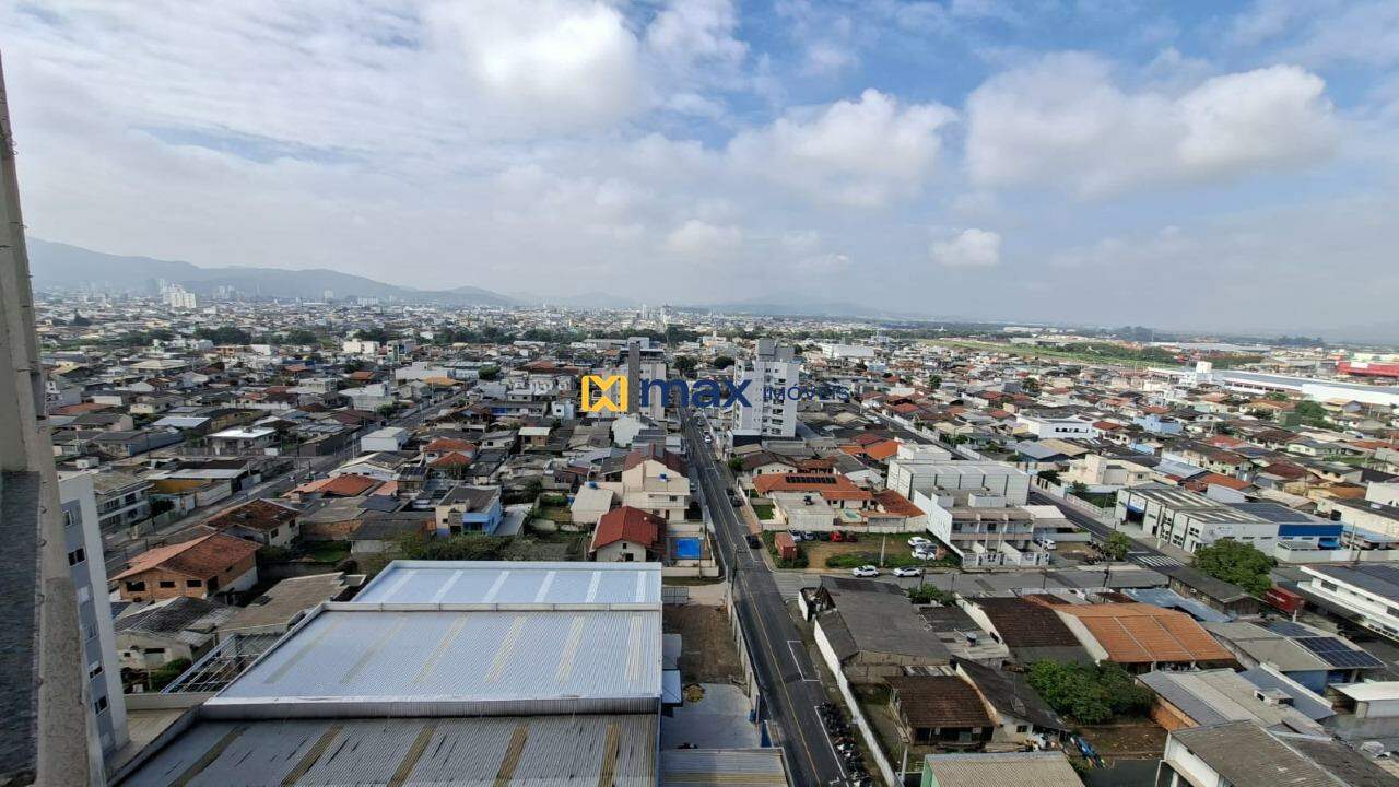 Apartamento para aluguel no Cordeiros: Vista da Sacada