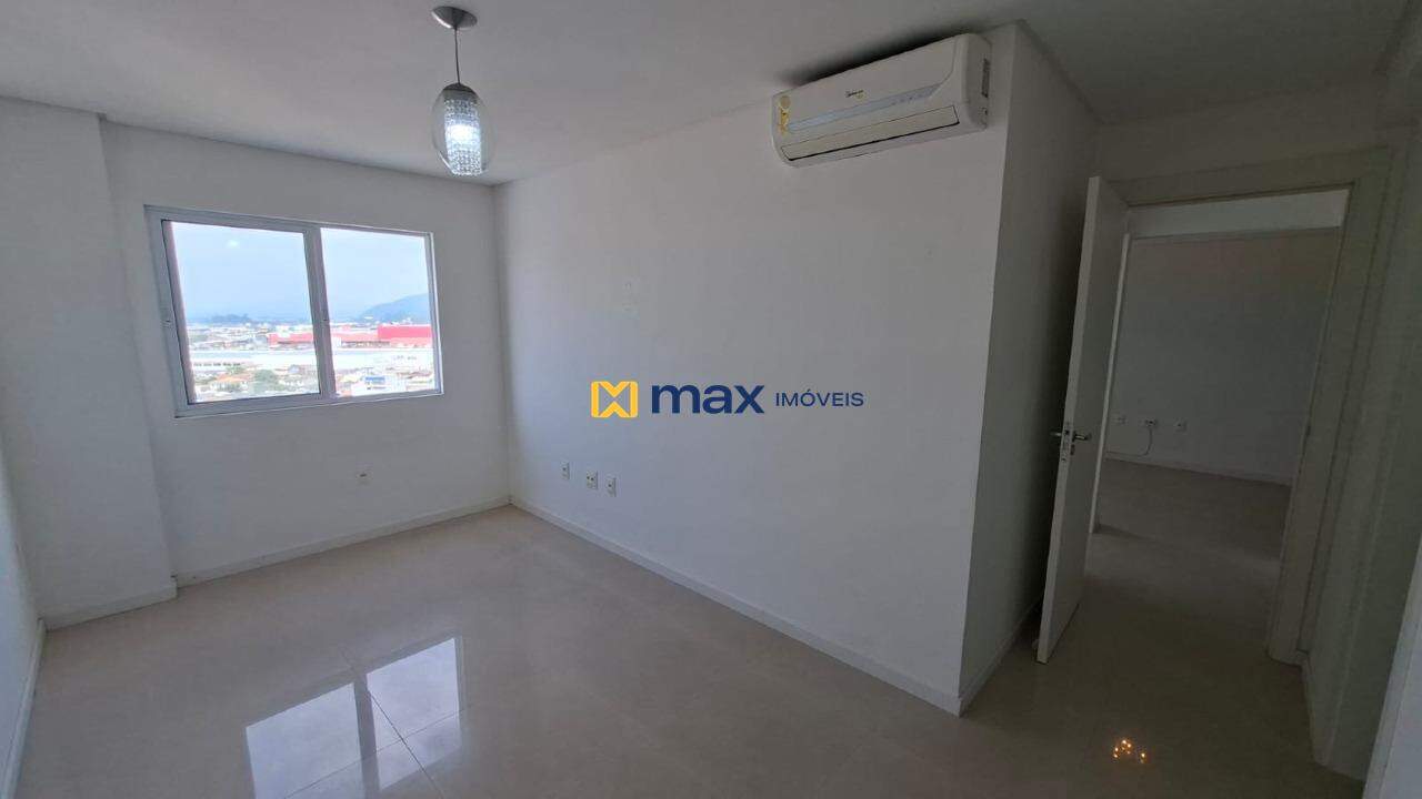 Apartamento para aluguel no Cordeiros: Suíte