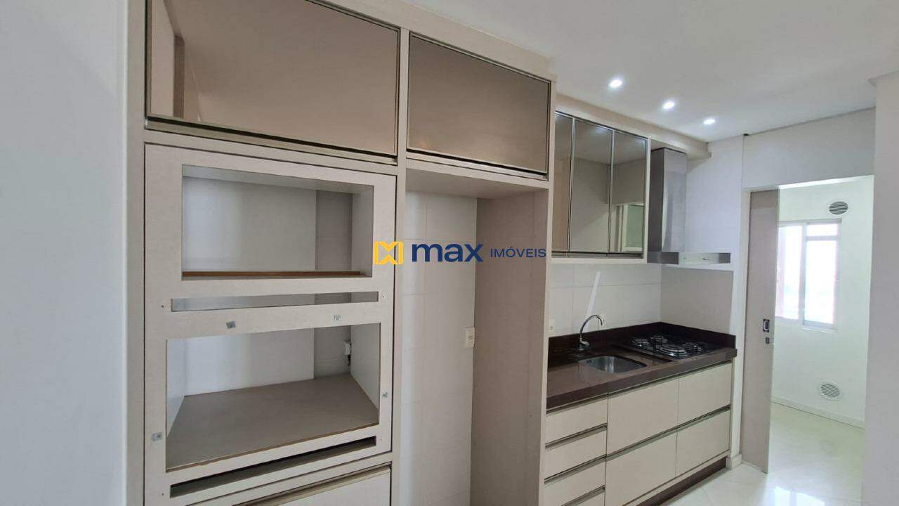Apartamento para aluguel no Cordeiros: Cozinha