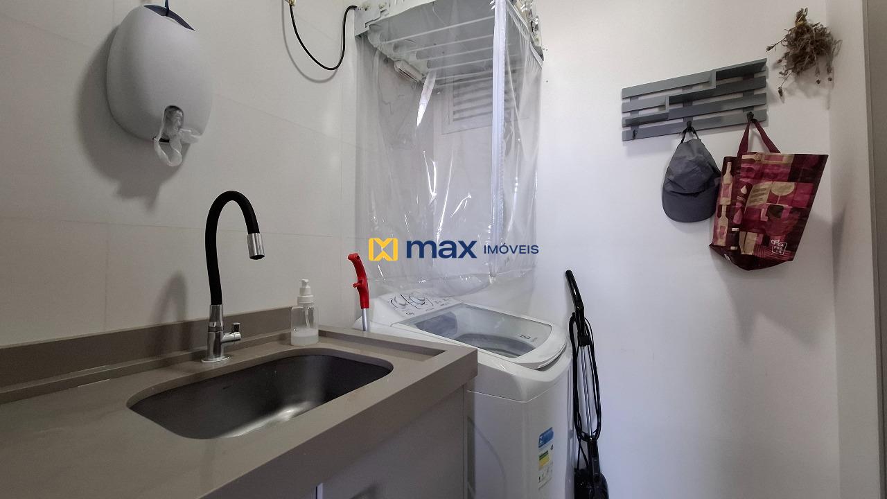 Apartamento à venda no Fazenda: Área de serviço