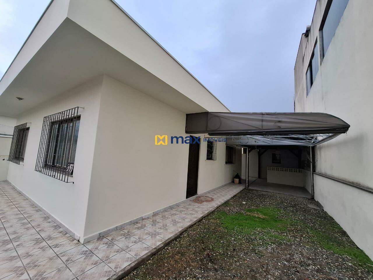 Casa para aluguel no Dom Bosco: Área Externa