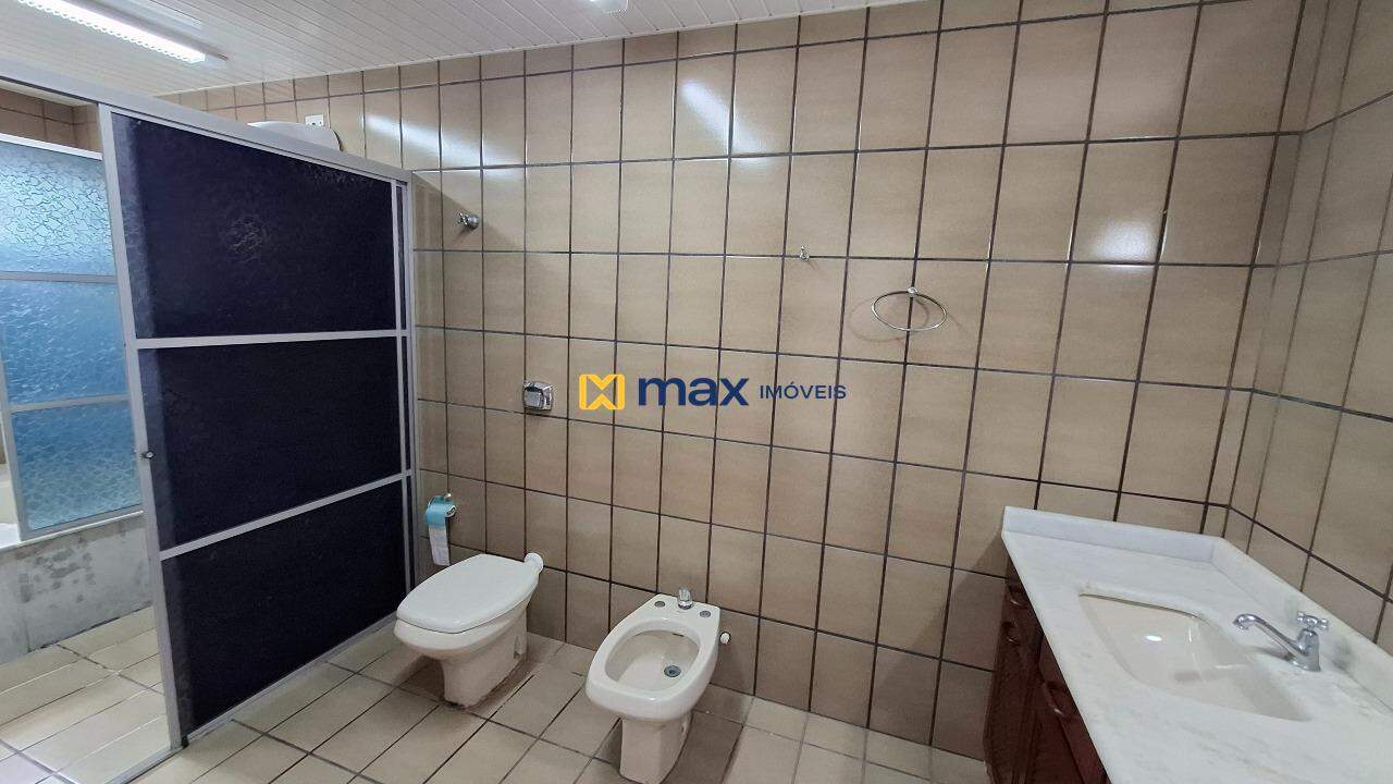 Apartamento para aluguel no São João: Banheiro Suíte