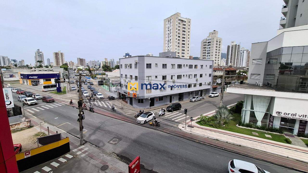 Apartamento para aluguel no São João: Vista Sacada Sala de Estar e Jantar