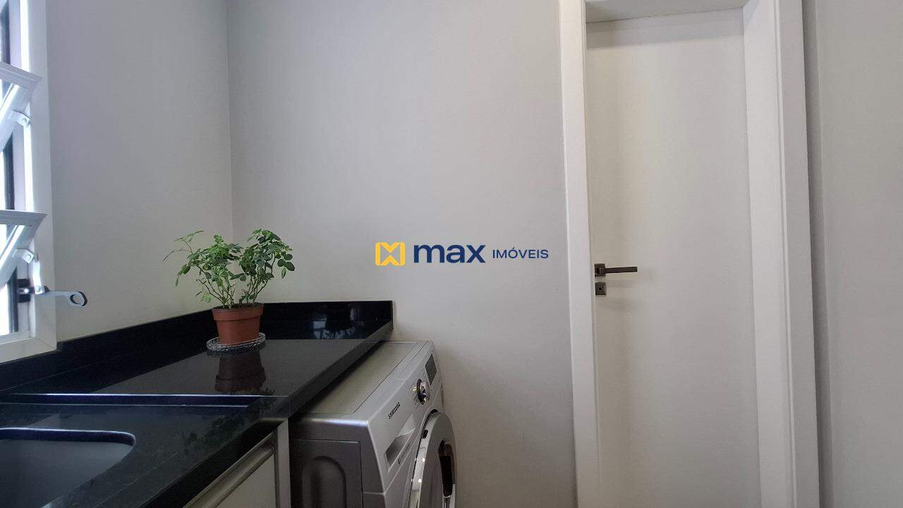 Apartamento à venda no Centro: Lavanderia