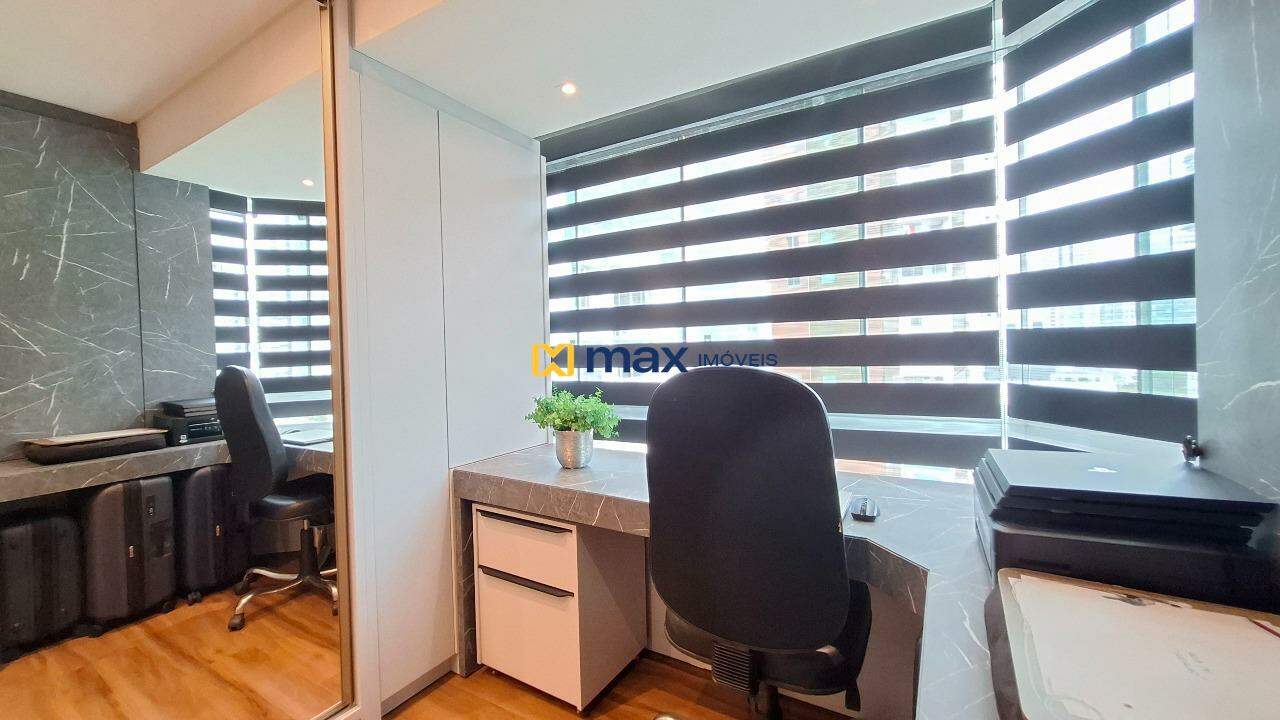 Apartamento à venda no Centro: Escritório