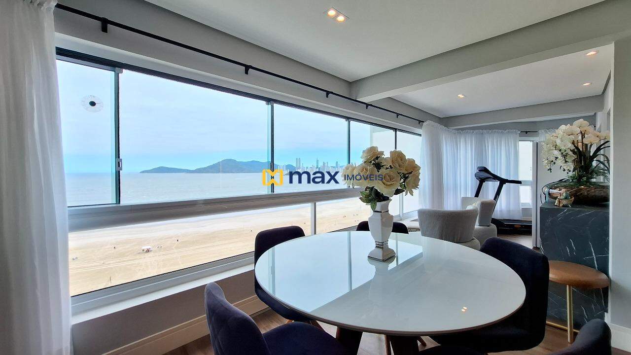 Apartamento à venda no Centro: Sacada