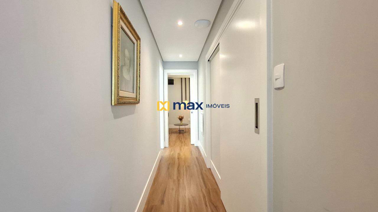 Apartamento à venda no Centro: Corredor