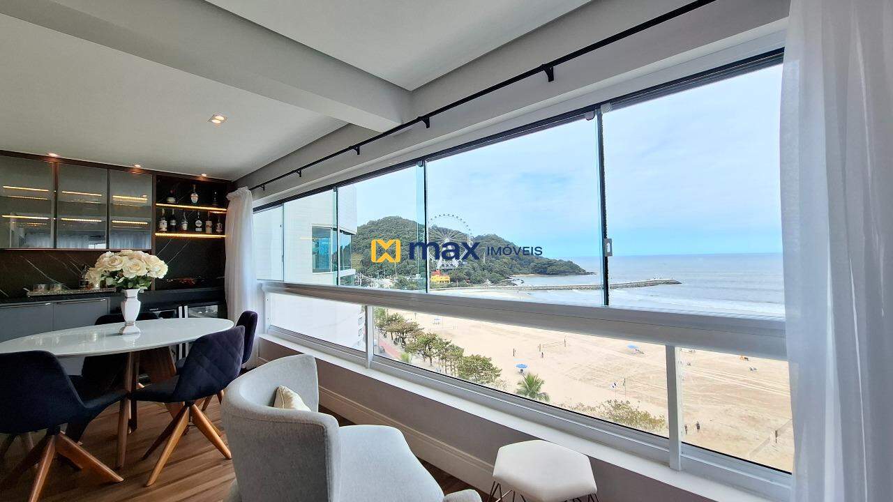 Apartamento à venda no Centro: Sacada