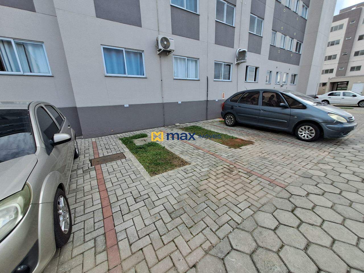 Apartamento à venda no Murta: Garagem