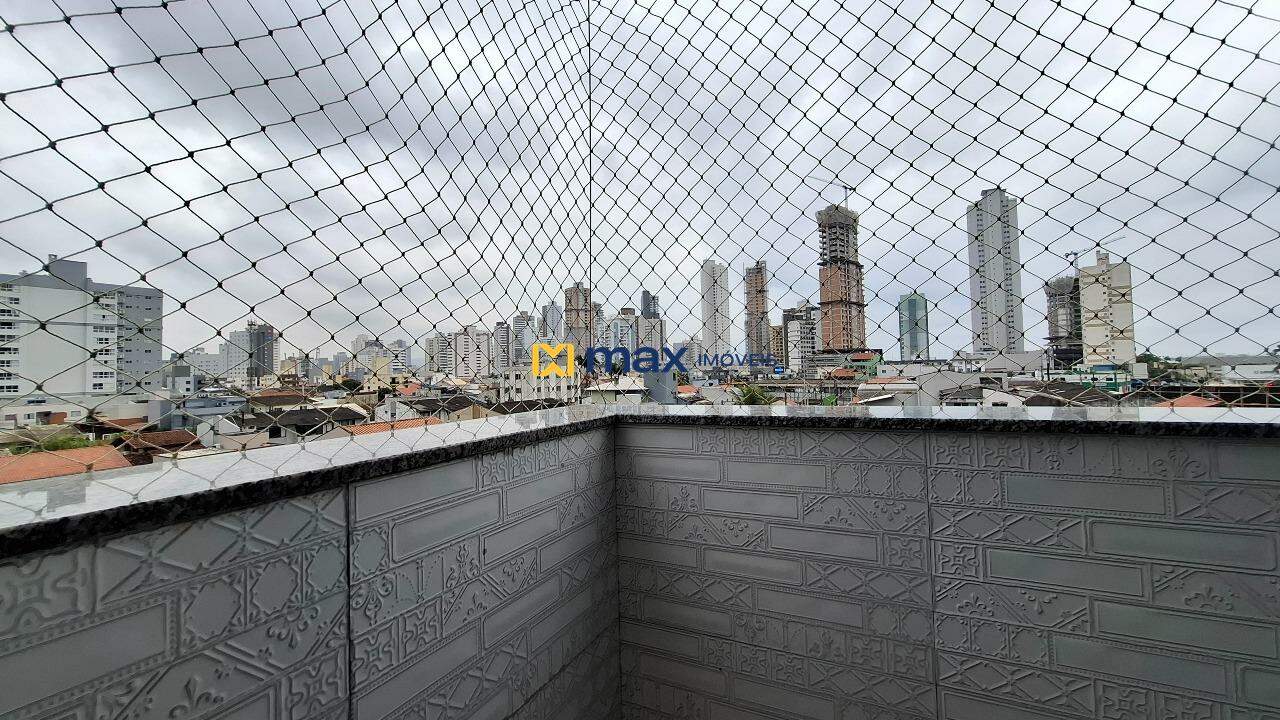 Apartamento à venda no Centro: Sacada com churrasqueira