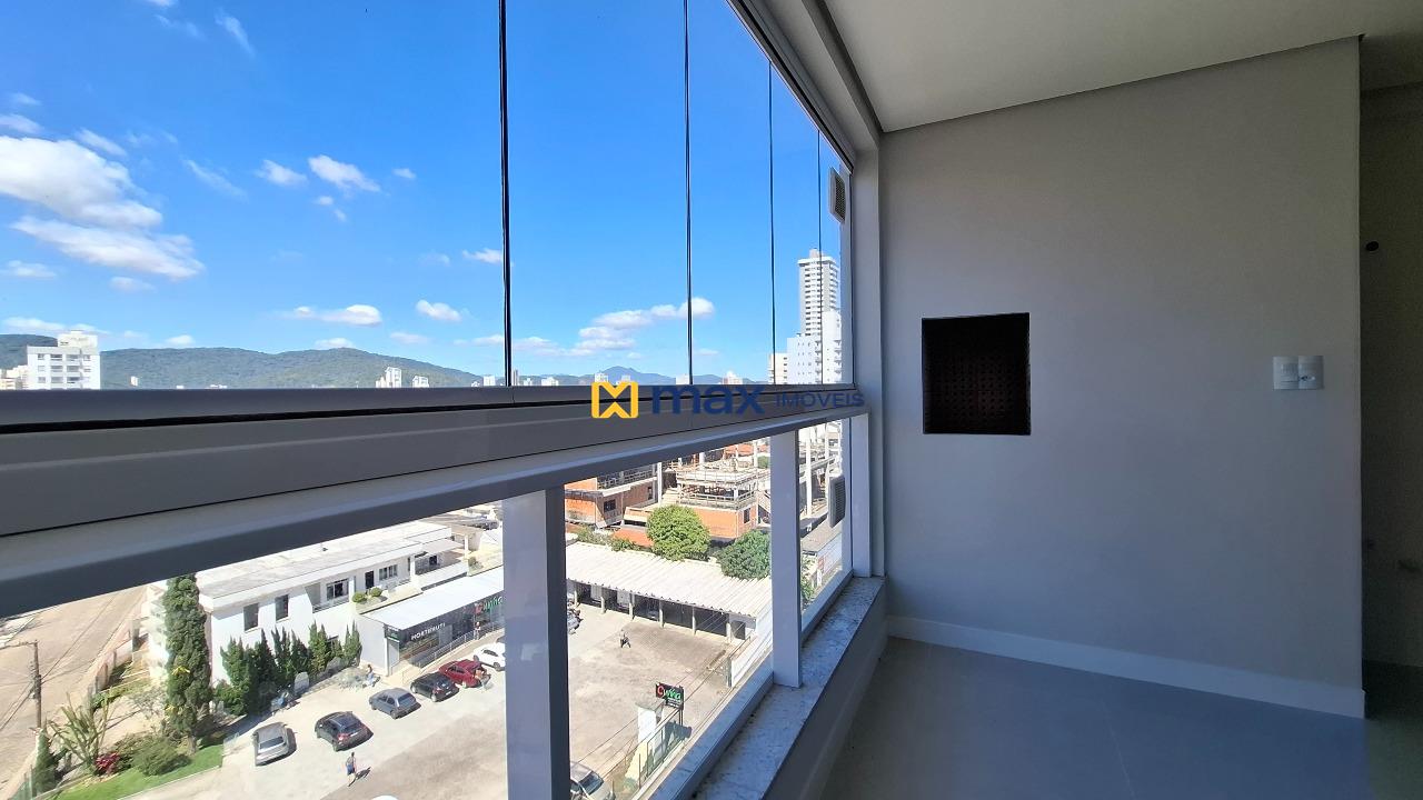 Apartamento à venda no São Judas: Sacada com churrasqueira