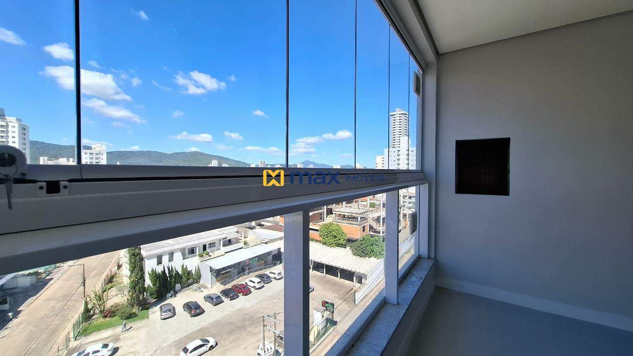 Apartamento à venda no São Judas: Sacada com churrasqueira