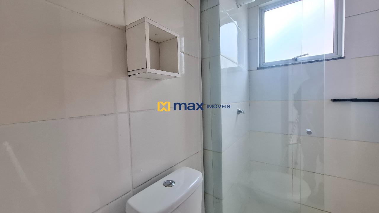 Apartamento à venda no Itaipava: Banheiro social