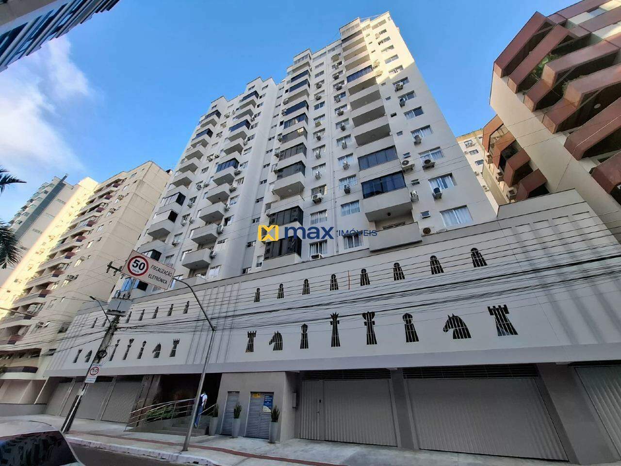 Apartamento à venda no Centro: Fachada