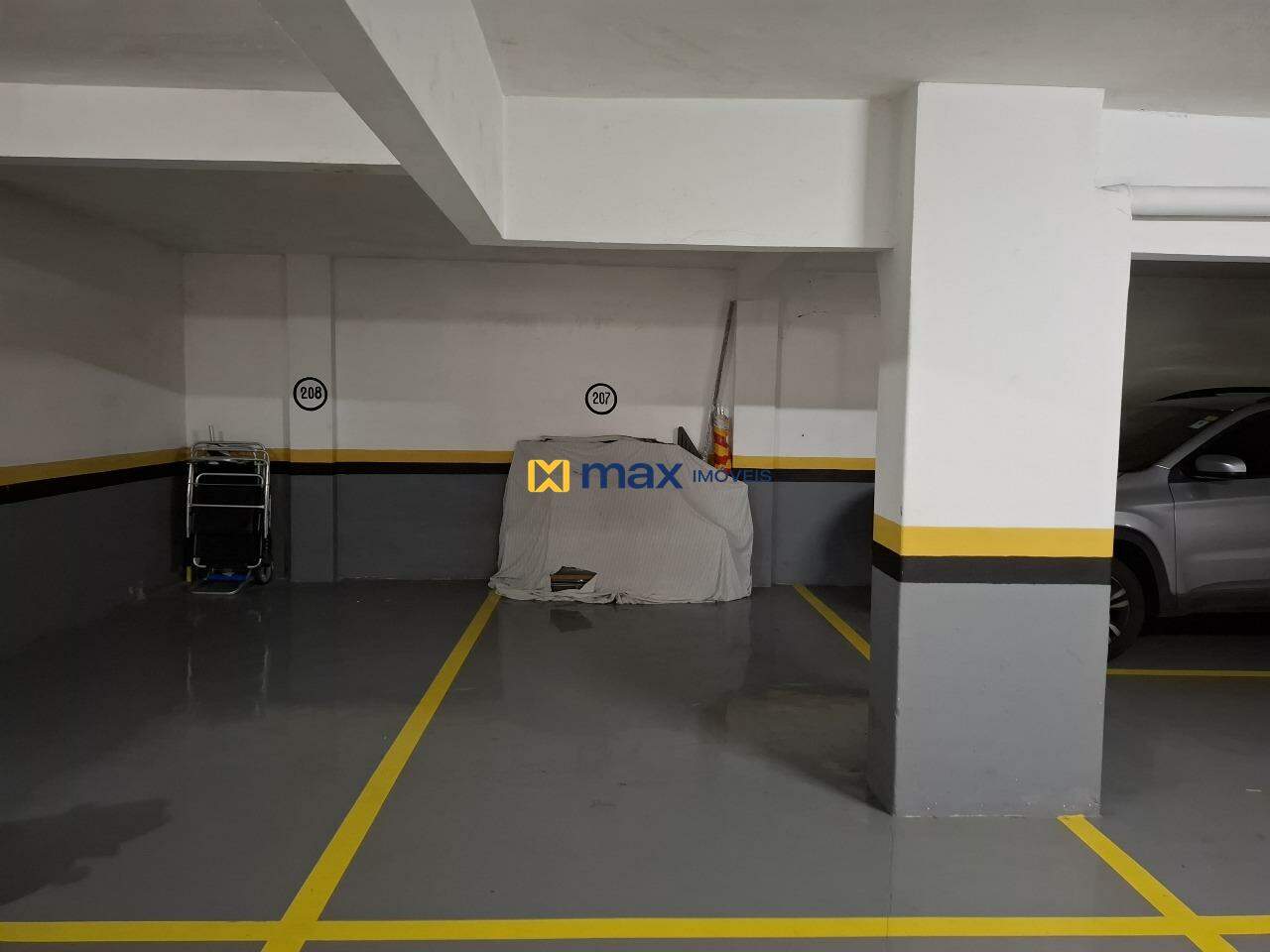 Apartamento à venda no Centro: Garagem