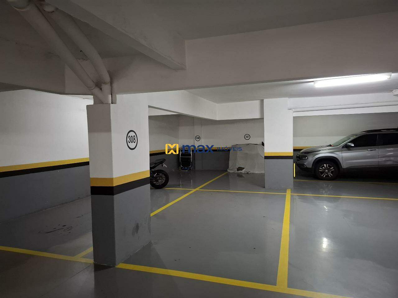 Apartamento à venda no Centro: Garagem