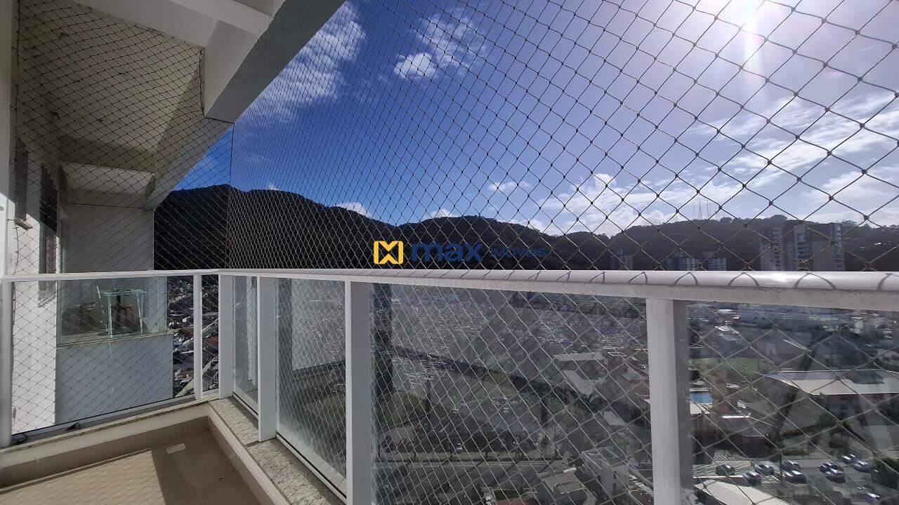 Apartamento à venda no Fazenda: Sacada com churrasqueira