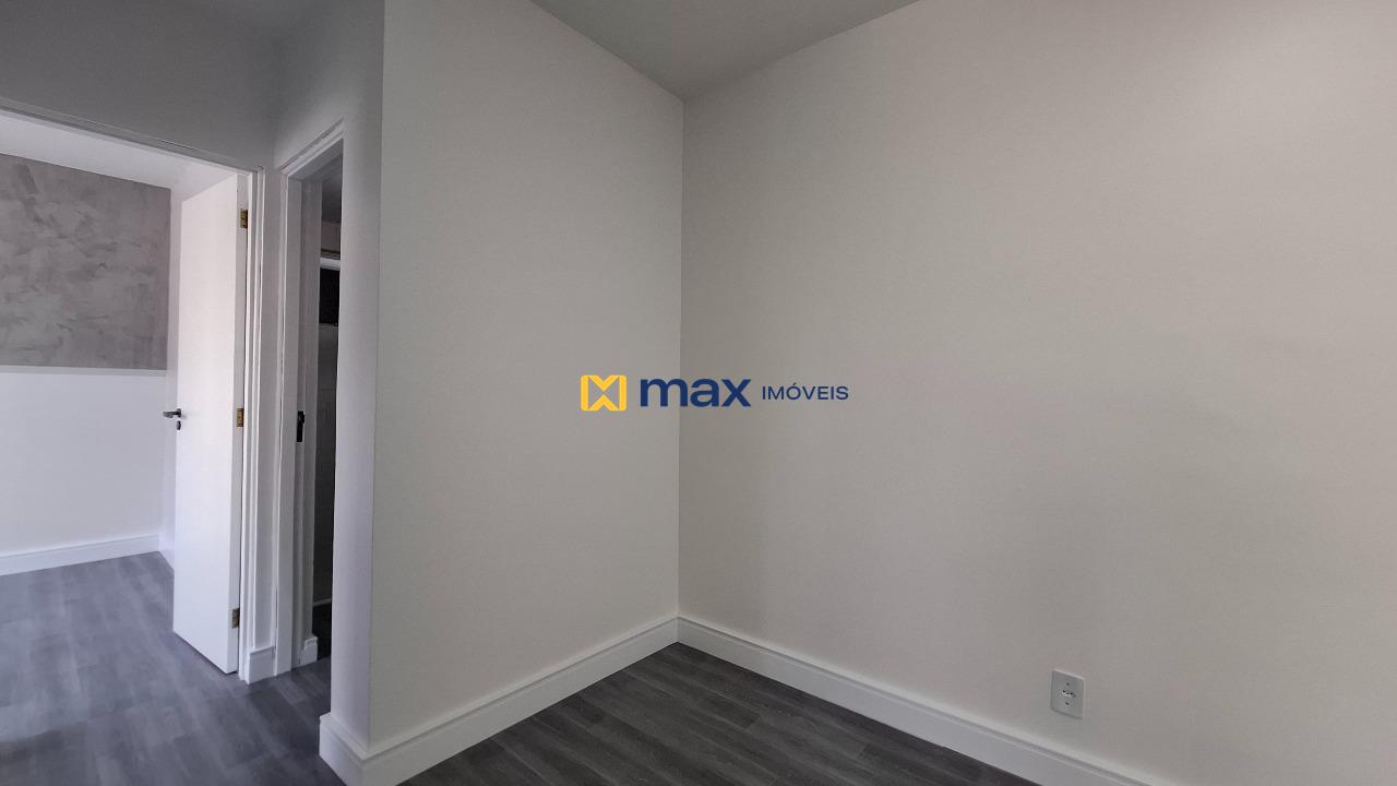 Apartamento à venda no Espinheiros: Living integrado