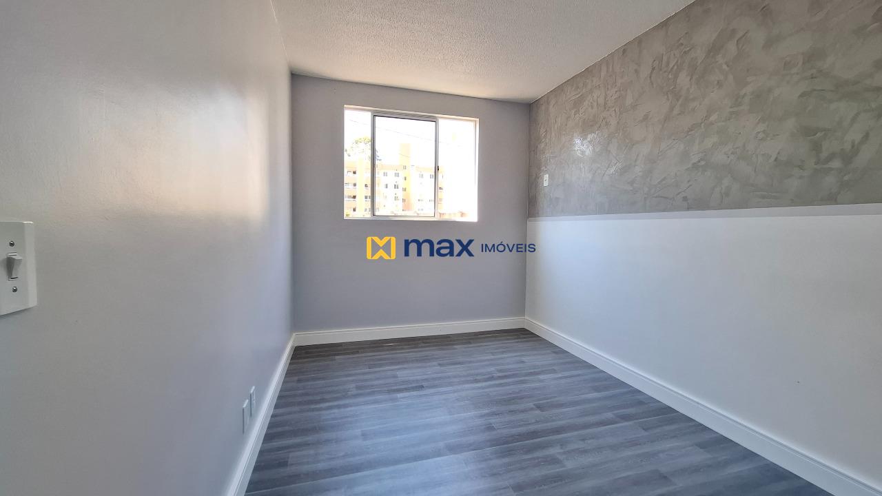 Apartamento à venda no Espinheiros: Dormitório