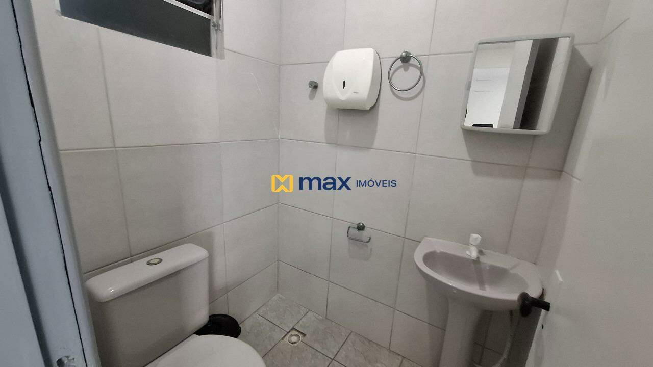 Sala para aluguel no Centro: Banheiro Social