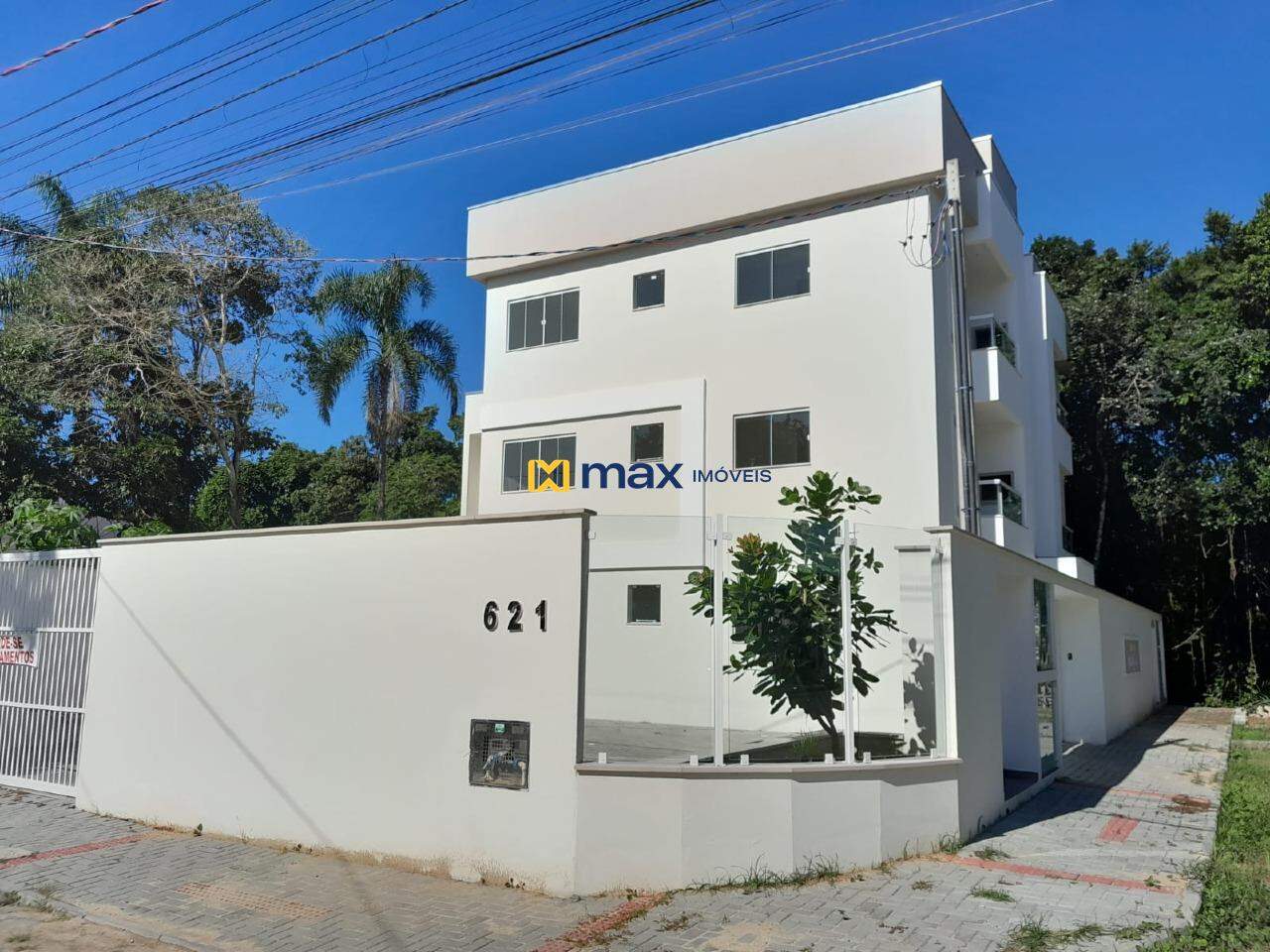 Apartamento à venda no Meia Praia: 