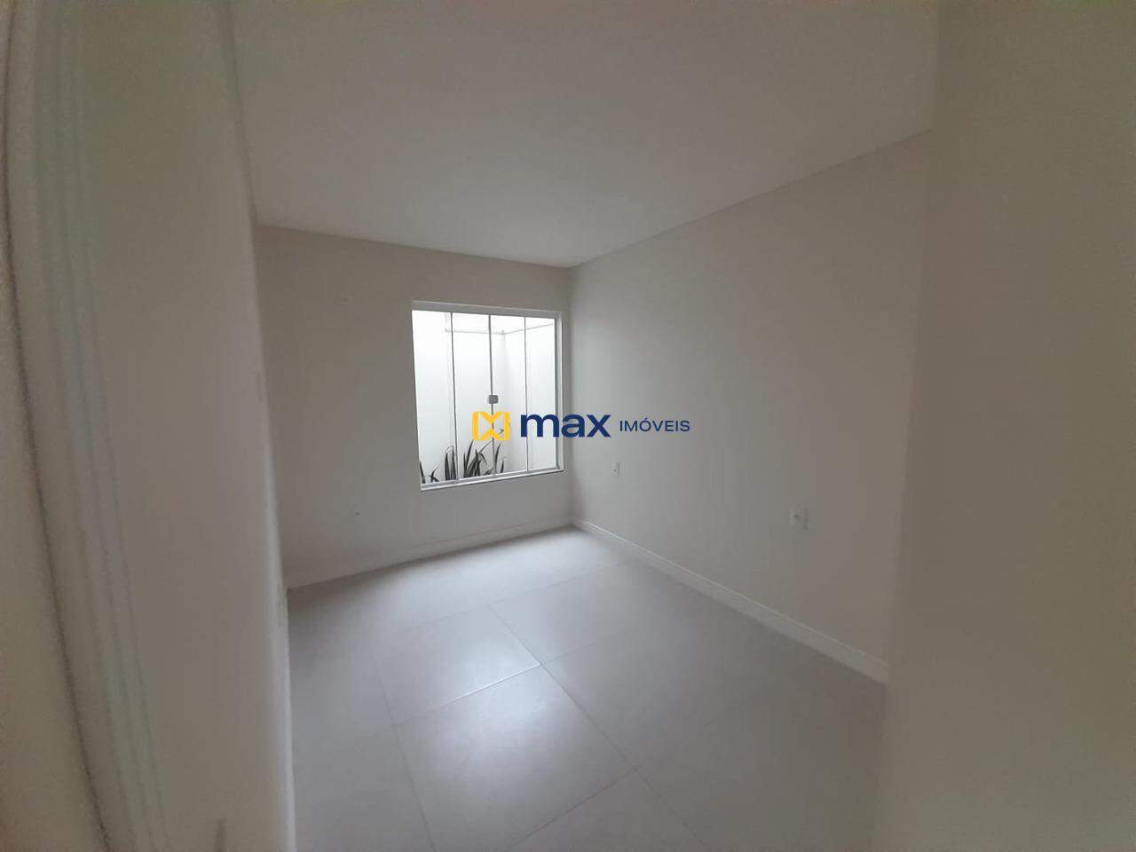Apartamento à venda no Meia Praia: 