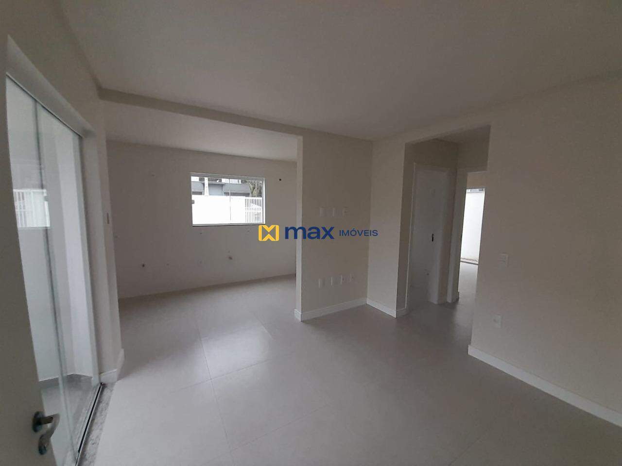 Apartamento à venda no Meia Praia: 
